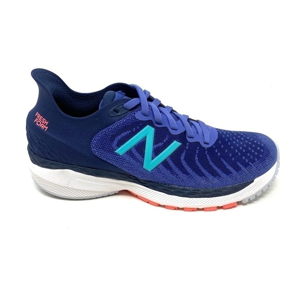 Women's New Balance 860 v11 Fresh Foam Running Shoes - Picture 1 of 7
